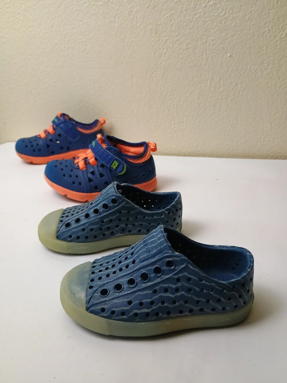 Native/Stride Rite lightweight navy